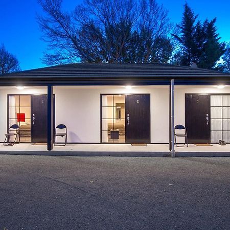 Cork And Keg Motel Renwick ภายนอก รูปภาพ