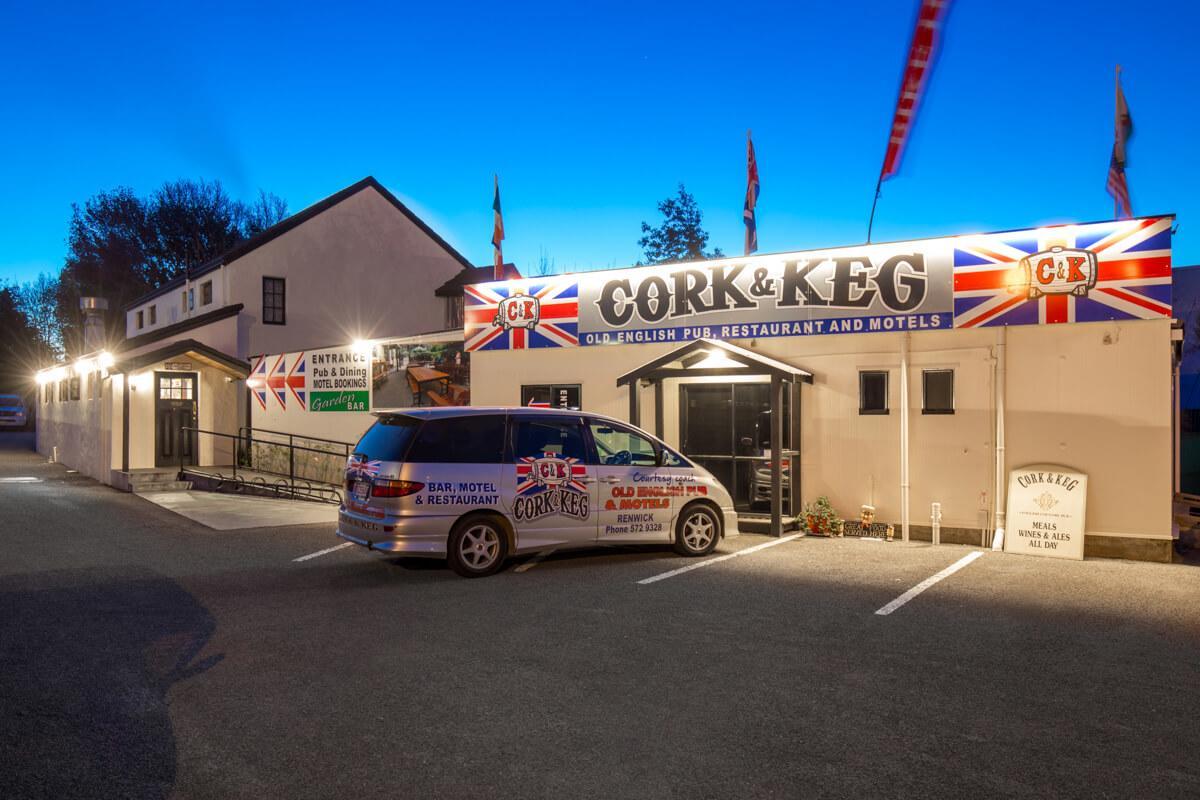 Cork And Keg Motel Renwick ภายนอก รูปภาพ